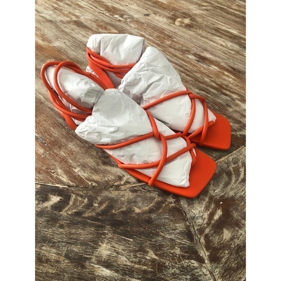 Vince Camuto Alminda Sandal Orange 9 US NEW - Picture 6 of 9